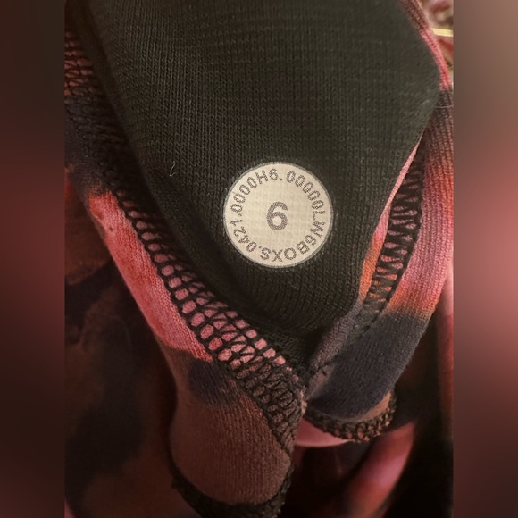 Lululemon Align High-Rise Crop 21" Intensity Pink Blossom Multi Sz 6 - Picture 4 of 5